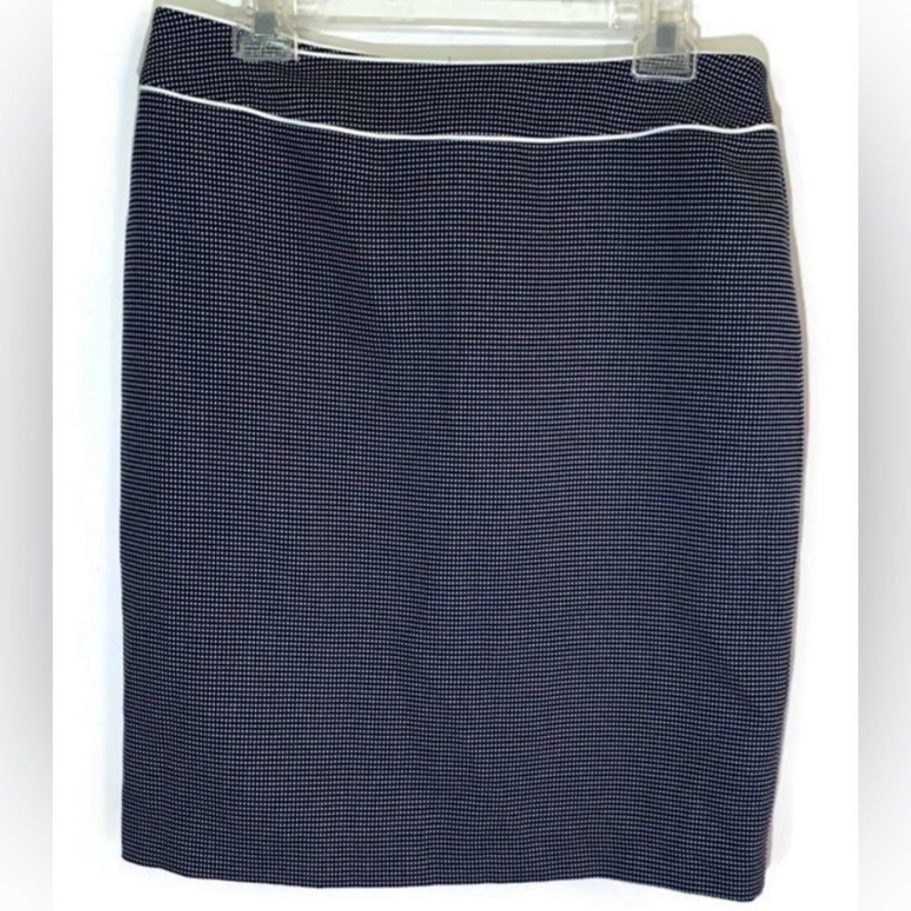 Tahiri Arthur S. Levine pencil skirt blue & white polka dot size 8